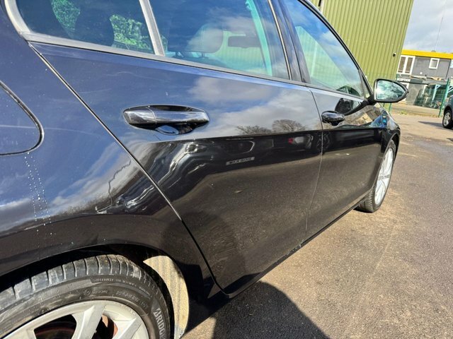 Volkswagen Golf Hatchback LO13ABK Black #5