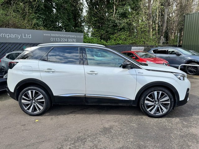 Peugeot 3008 3008 Gt Line Premium Bluehdi Ss FR19YHL White #3