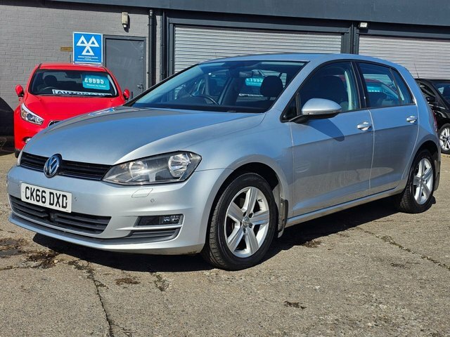 Volkswagen Golf Hatchback CK66DXD Silver #2