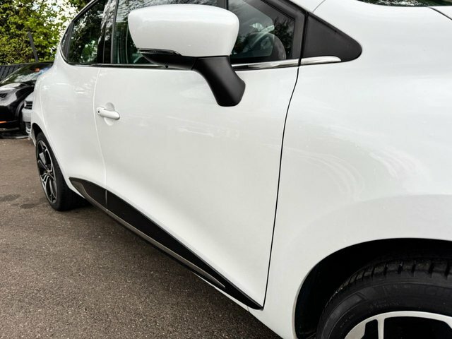 Renault Clio Clio Dynamique S Nav Tce White #3