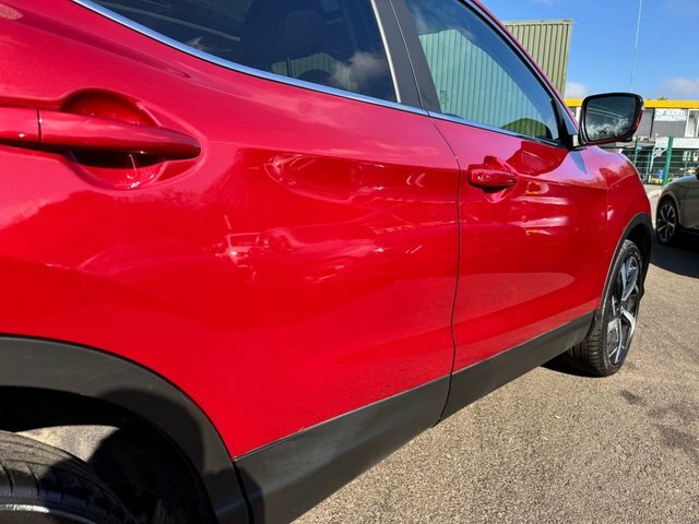 Nissan Qashqai Suv LL70NDJ Red #5