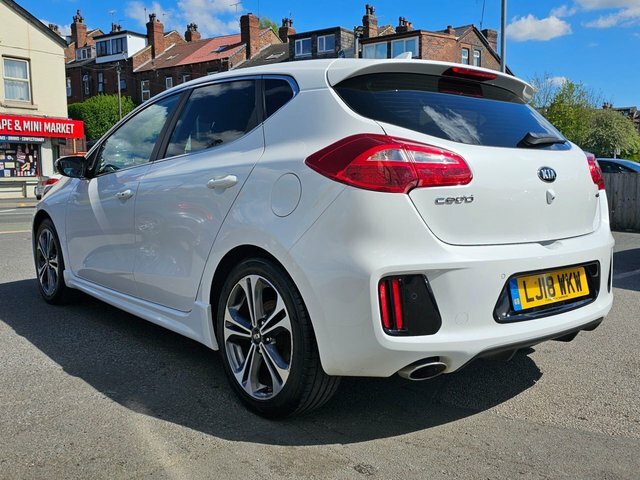 Kia Ceed Hatchback LJ18WKW White #5