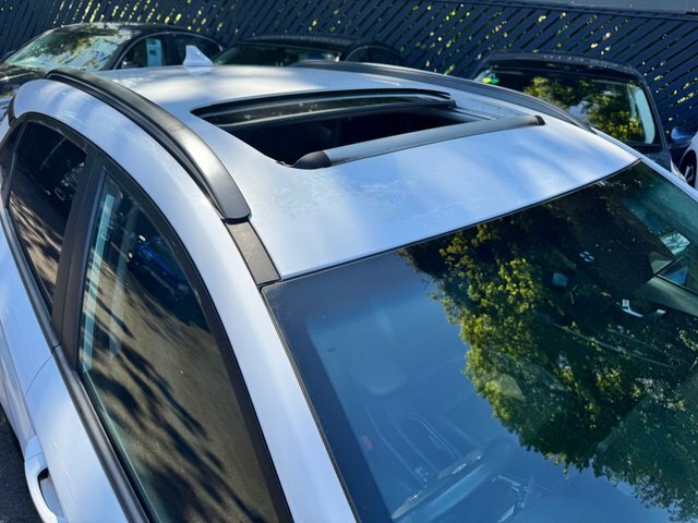 Hyundai Kona Suv LA71YSG White #2
