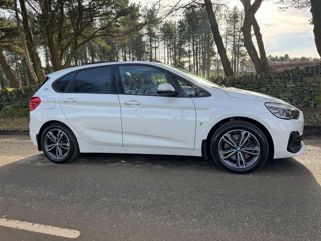 BMW 2 Series Active Tourer 1.5 225Xe 7.6Kwh Sport Premium 4Wd Euro 6 YD68RYO White #4