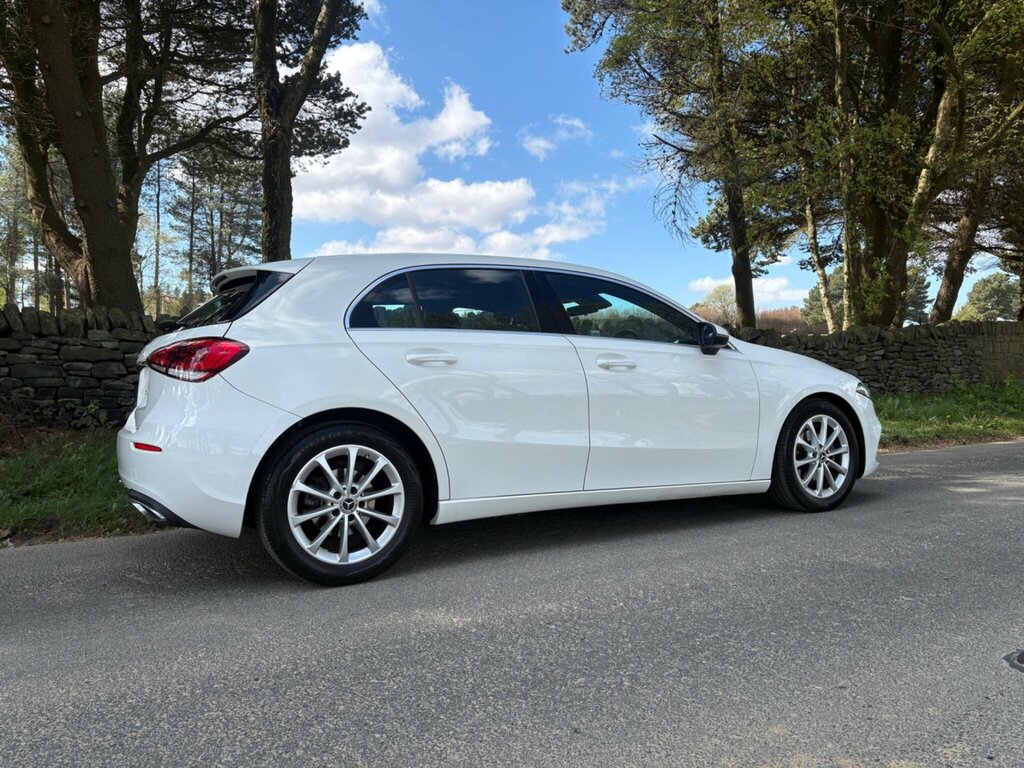 Mercedes-Benz A Class 1.5 A180d Sport 7G-dct Euro 6 Ss KP20YBC White #5