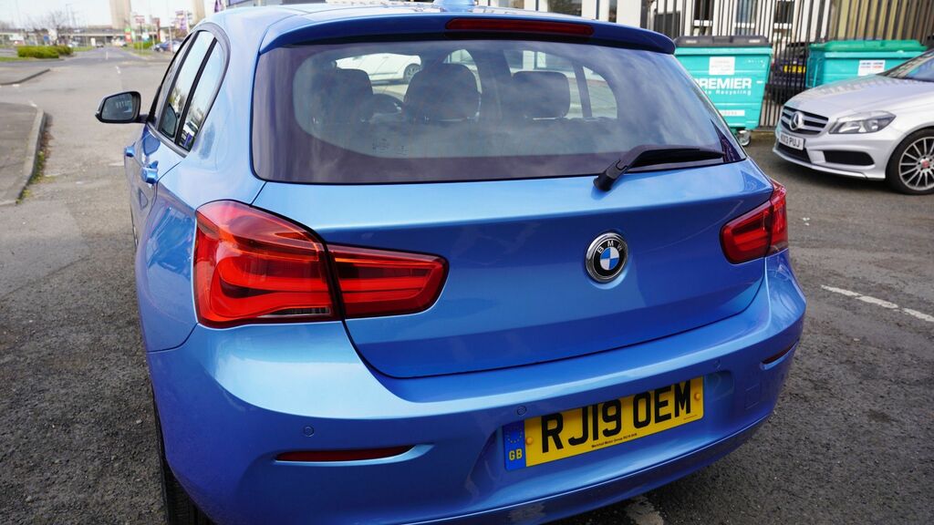 BMW 1 Series 2019 1.5 116D Se Business Hatchback Man RJ19OEM Blue #5