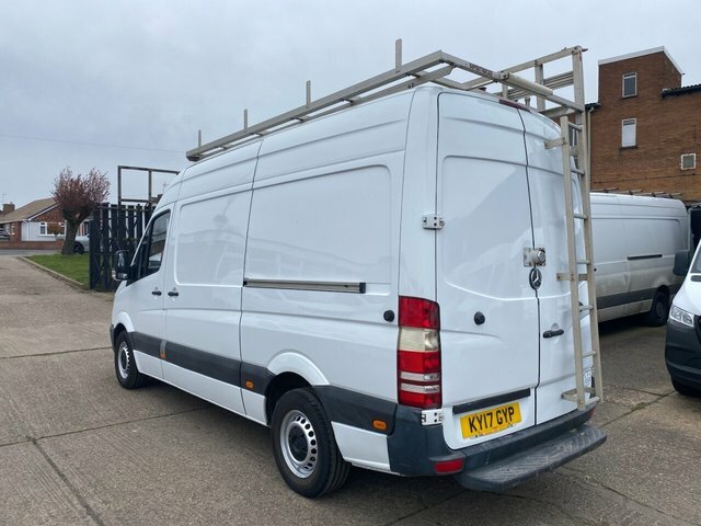 Mercedes-Benz Sprinter 2.1 314 Cdi L2 KY17GYP White #2