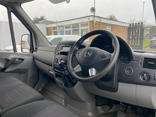 Mercedes-Benz Sprinter 2.1 314 Cdi L2 KY17GYP White #4