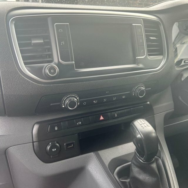 Peugeot Expert 1.5 Blue Hdi Professional NV21WMJ White #5