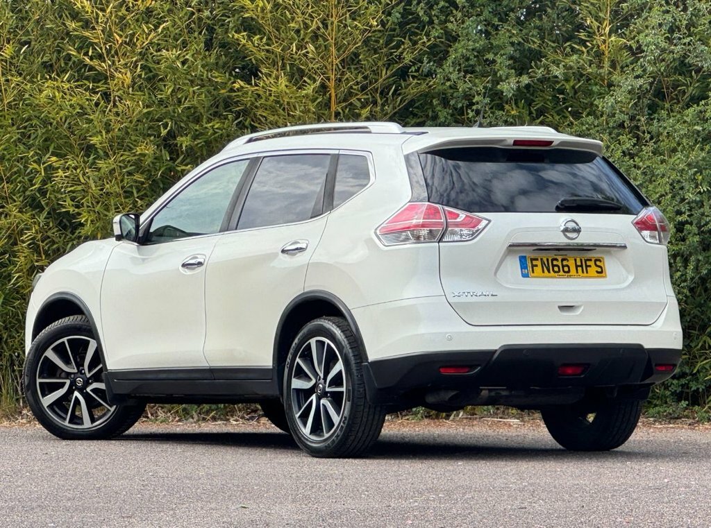 Nissan X-Trail 1.6L Tekna White #2