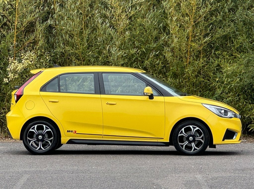 MG MG3 1.5L Exclusive Nav EO72SXW Yellow #3