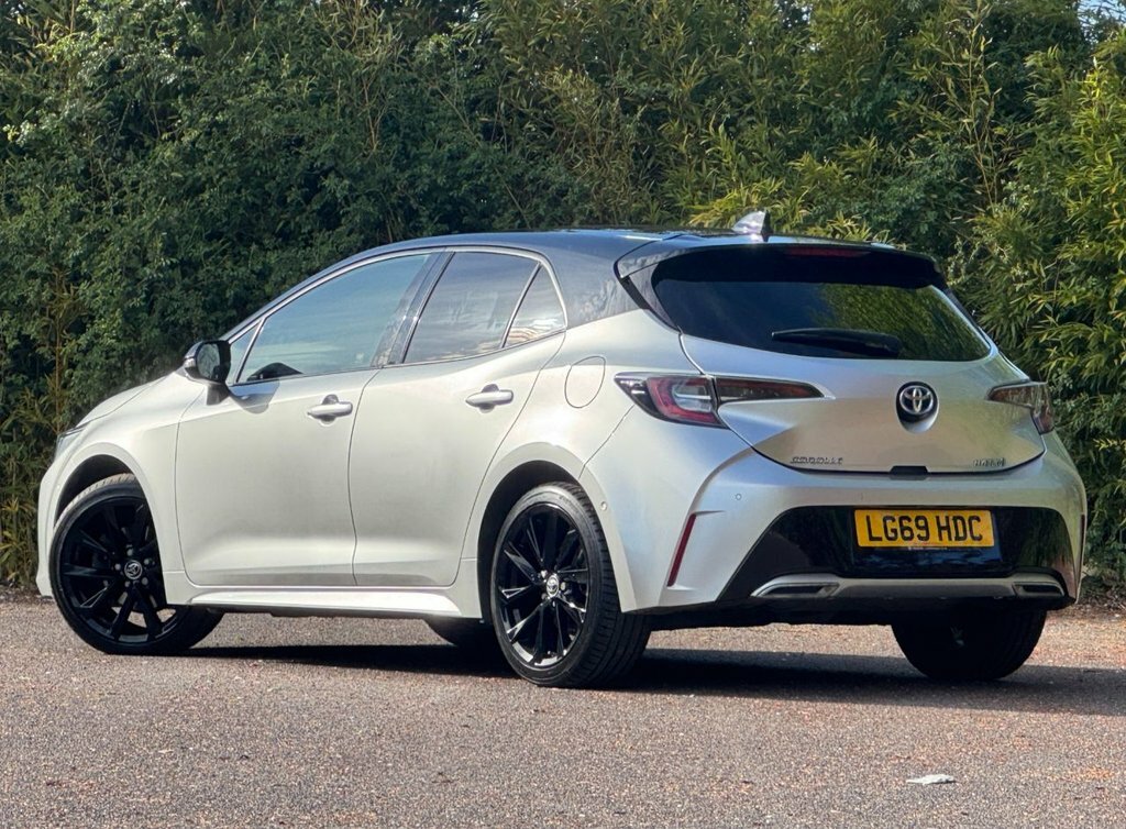 Toyota Corolla 2L Excel LG69HDC Silver #2