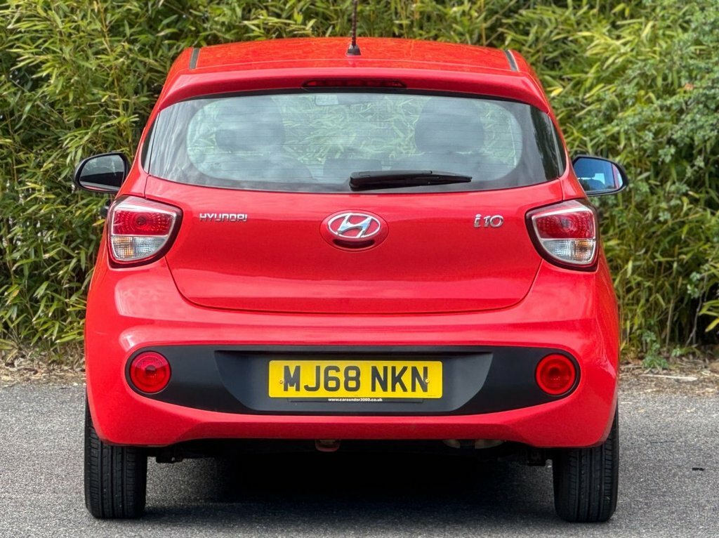 Hyundai I10 1L S MJ68NKN Red #6
