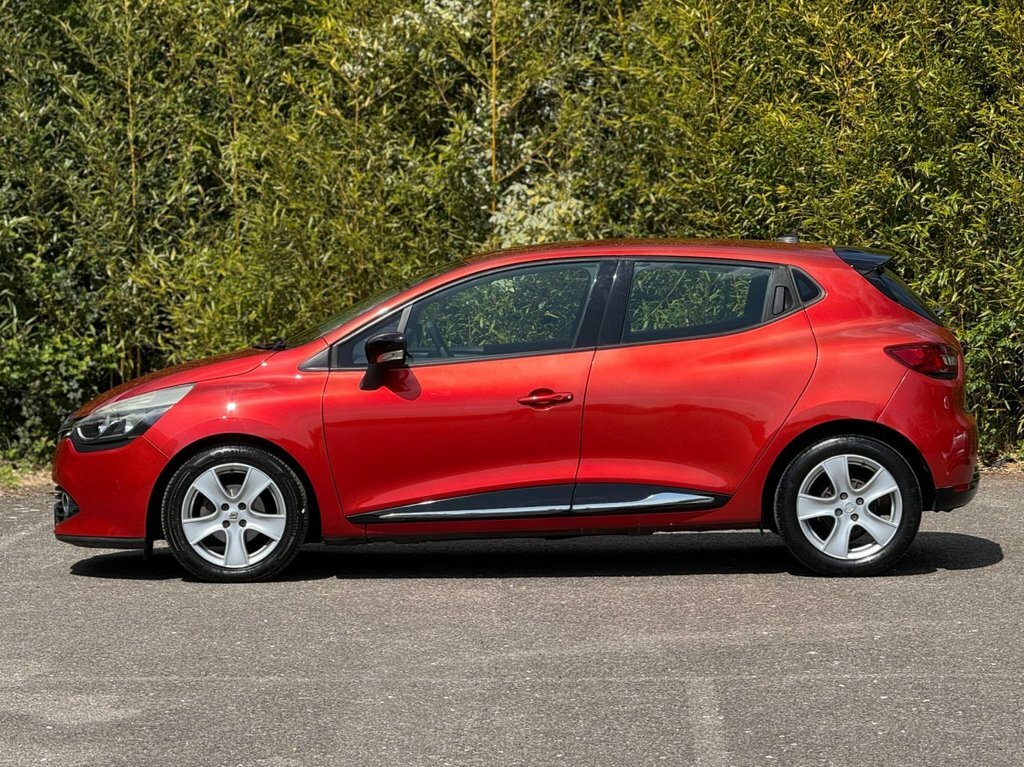 Renault Clio 1.5L Dynamique Medianav Red #4