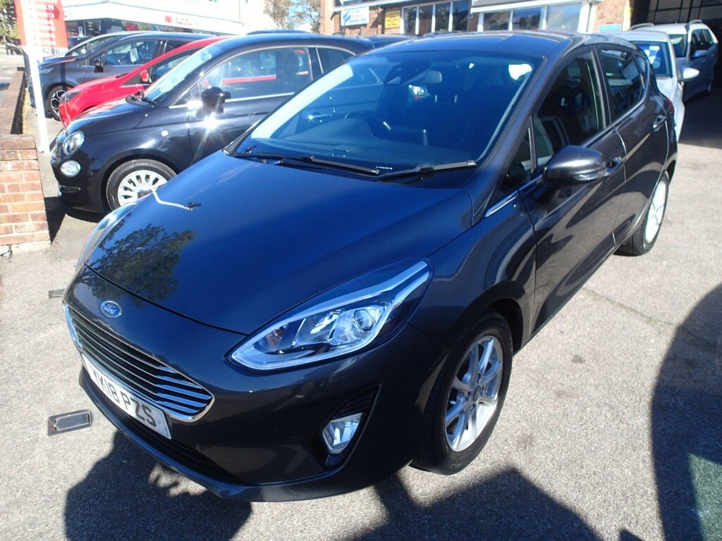 Ford Fiesta 1.0T Ecoboost Zetec Euro 6 Ss YK18PZS Grey