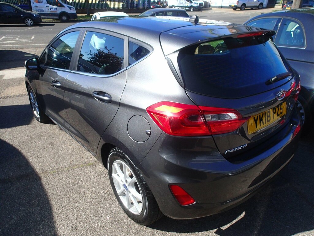 Ford Fiesta 1.0T Ecoboost Zetec Euro 6 Ss YK18PZS Grey #3