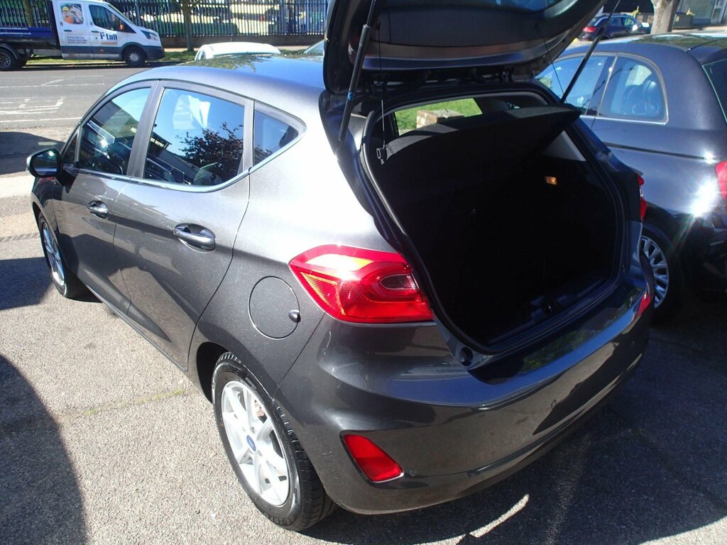 Ford Fiesta 1.0T Ecoboost Zetec Euro 6 Ss YK18PZS Grey #5