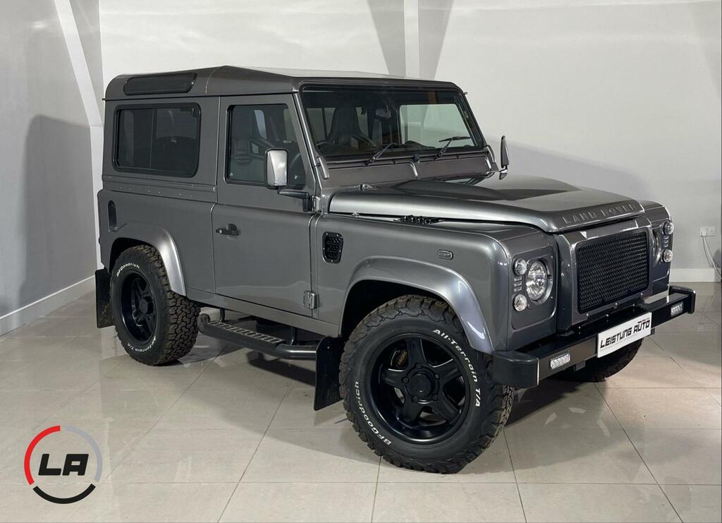 Land Rover Defender 90 Manual Grey