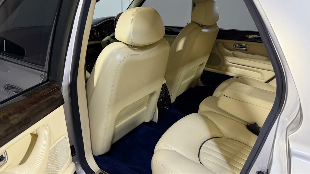 Bentley Arnage Arnage Red Label Grey #17