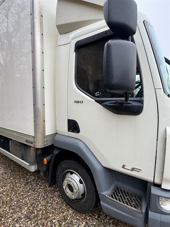 DAF All Models 4.5 L Lf180 7.5T 20Ft Box Lorry With Column Tailli DN21TXM White #5