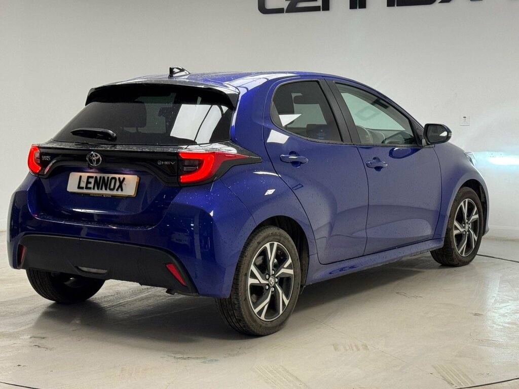 Toyota Yaris 1.5 Vvt-h Design E-cvt Euro 6 Ss FG25HMC Blue #3