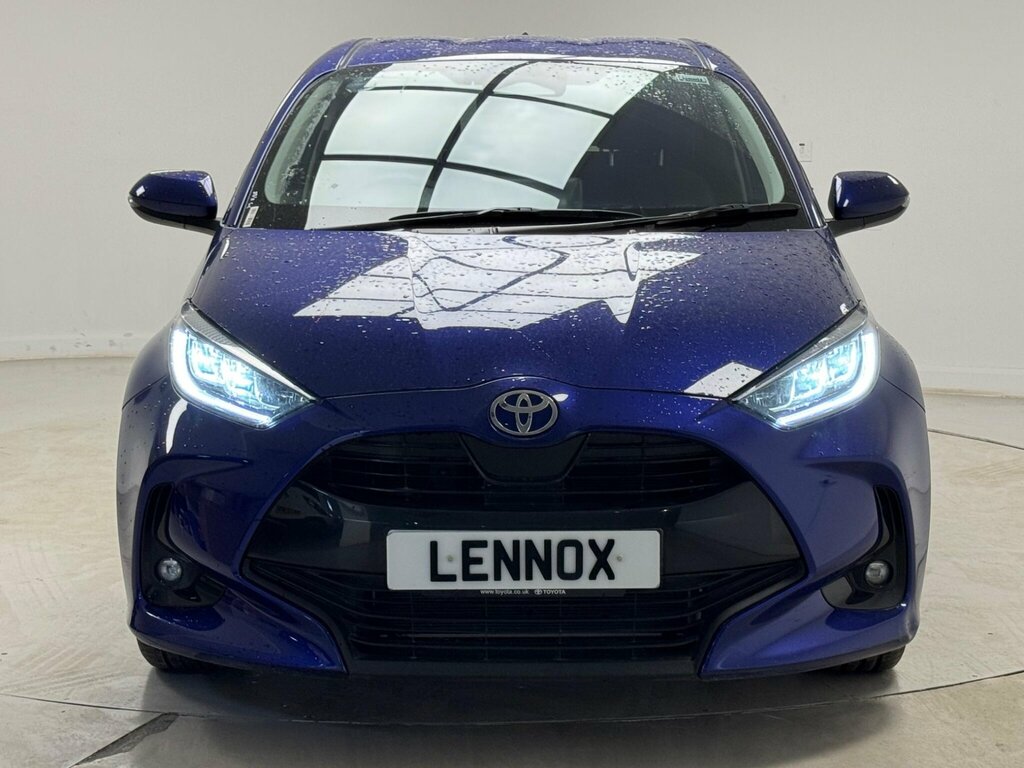 Toyota Yaris 1.5 Vvt-h Design E-cvt Euro 6 Ss Blue