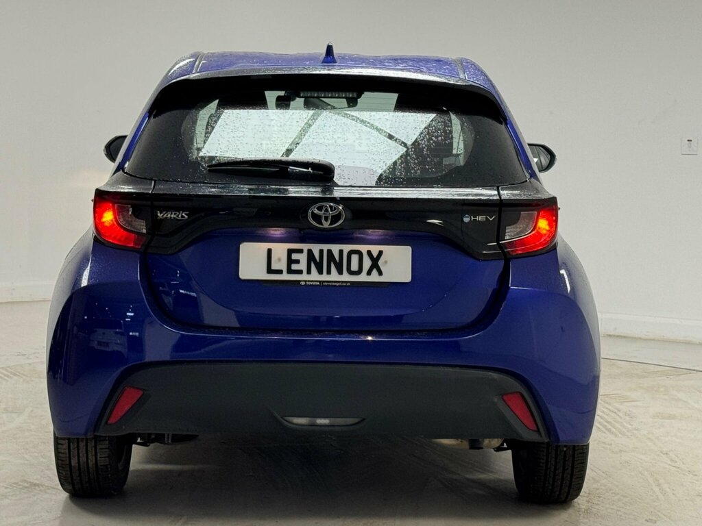 Toyota Yaris 1.5 Vvt-h Icon E-cvt Euro 6 Ss AK74FLR Blue #4