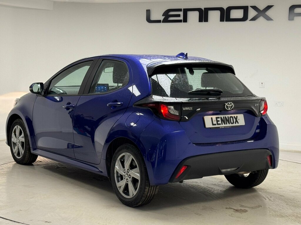 Toyota Yaris 1.5 Vvt-h Icon E-cvt Euro 6 Ss AK74FLR Blue #3