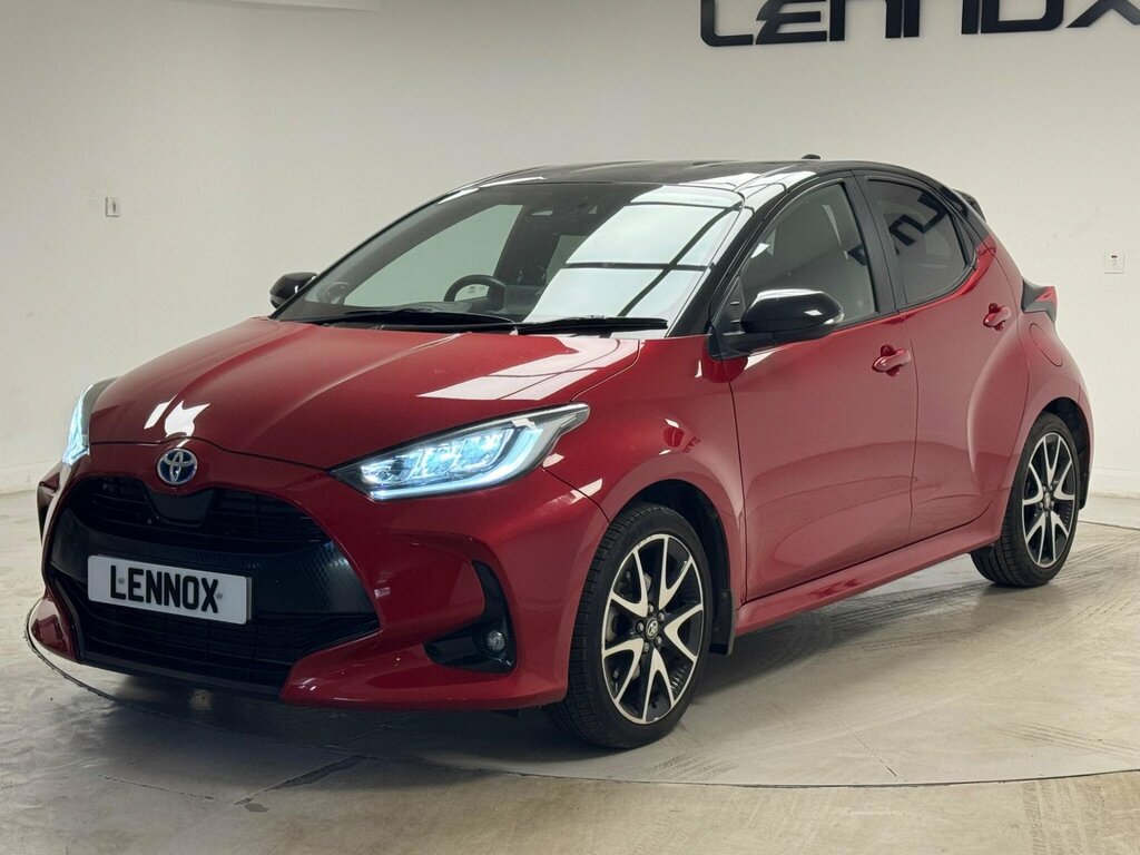 Toyota Yaris 1.5 Vvt-h Dynamic E-cvt Euro 6 Ss PY22HTP Red #3