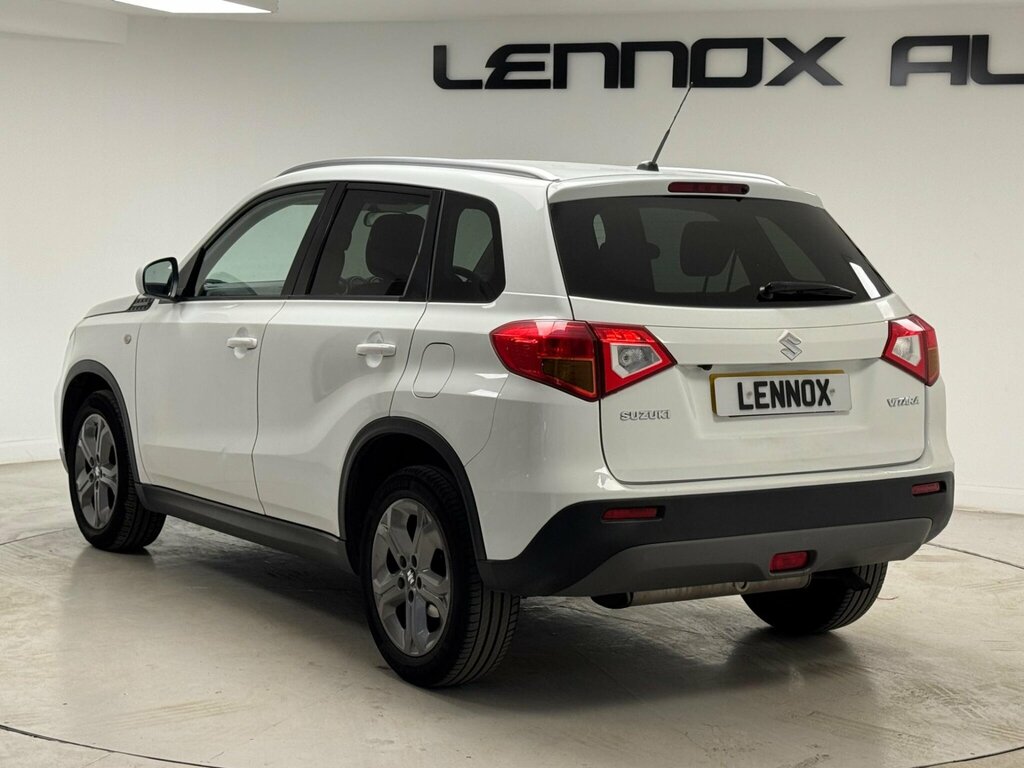 Suzuki Vitara 1.6 Sz-t Suv Euro 6 Ss 120 Ps LV18WBZ White #3