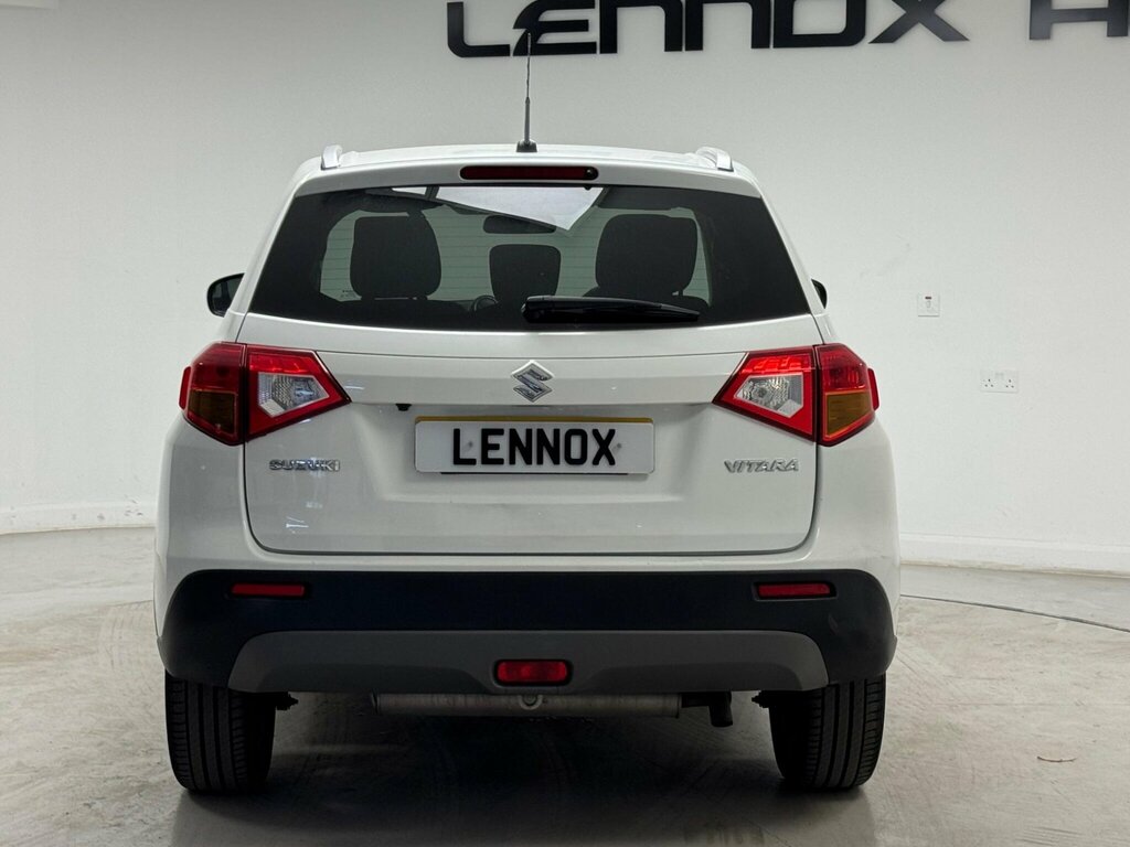 Suzuki Vitara 1.6 Sz-t Suv Euro 6 Ss 120 Ps LV18WBZ White #4