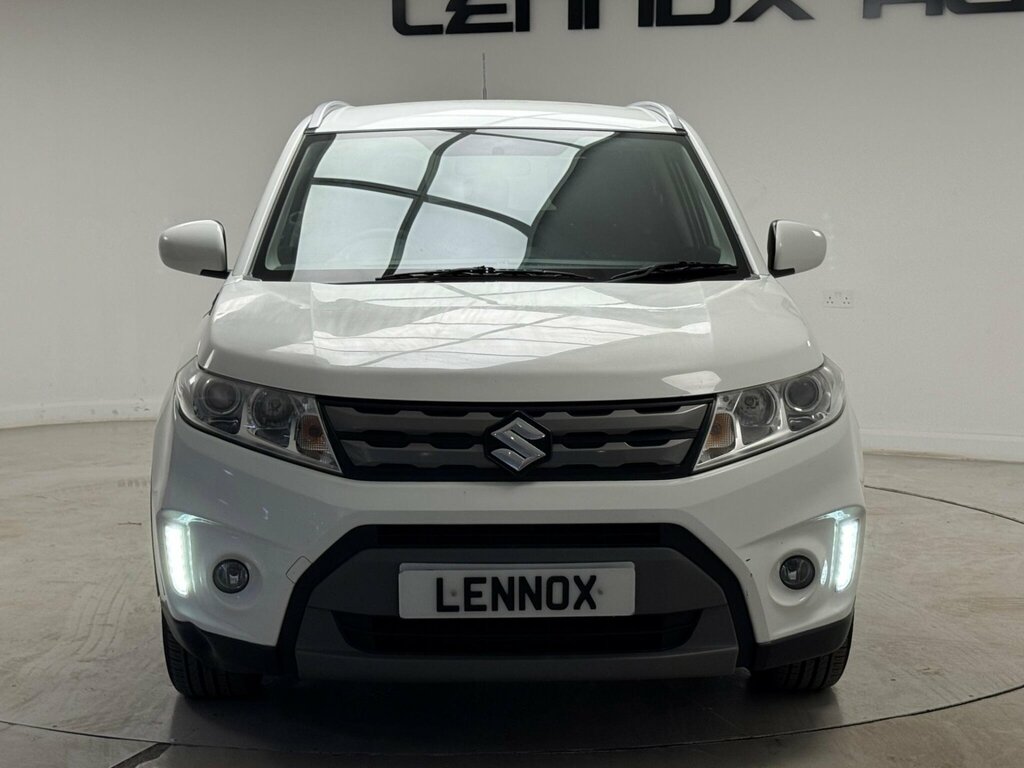 Suzuki Vitara 1.6 Sz-t Suv Euro 6 Ss 120 Ps White