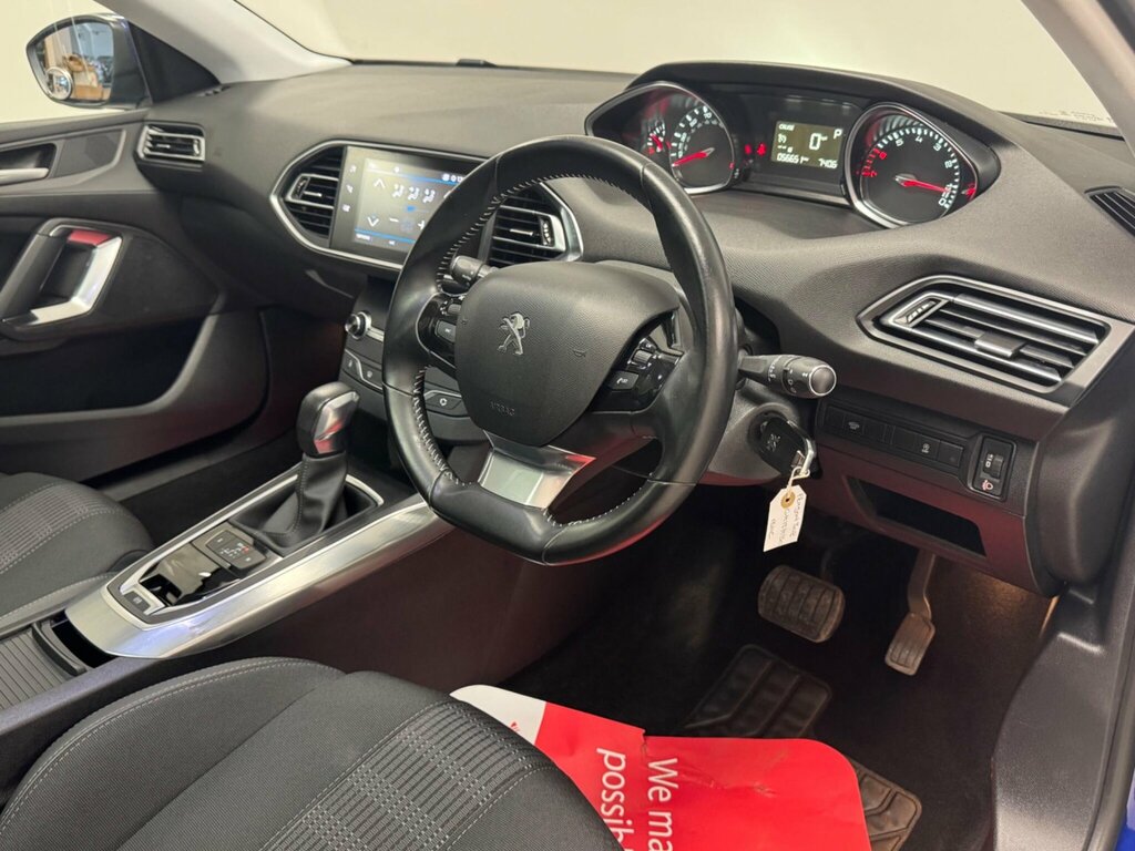 Peugeot 308 SW 1.2 Puretech Allure Estate Eat Euro 6 Blue #6