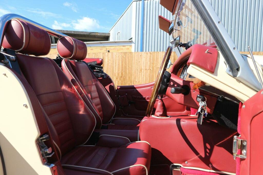 Morgan Roadster Petrol  #24