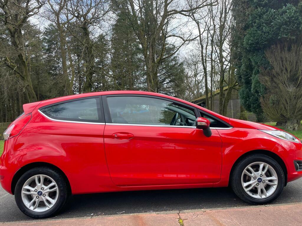 Ford Fiesta 1.25 Zetec Euro 6 NV17EWL Red #3
