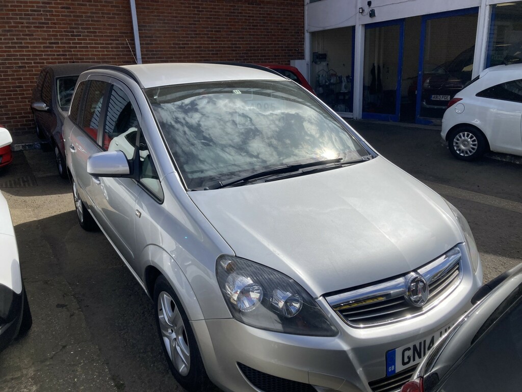 Vauxhall Zafira 1.8 16V Exclusiv GN14UYW Silver #2