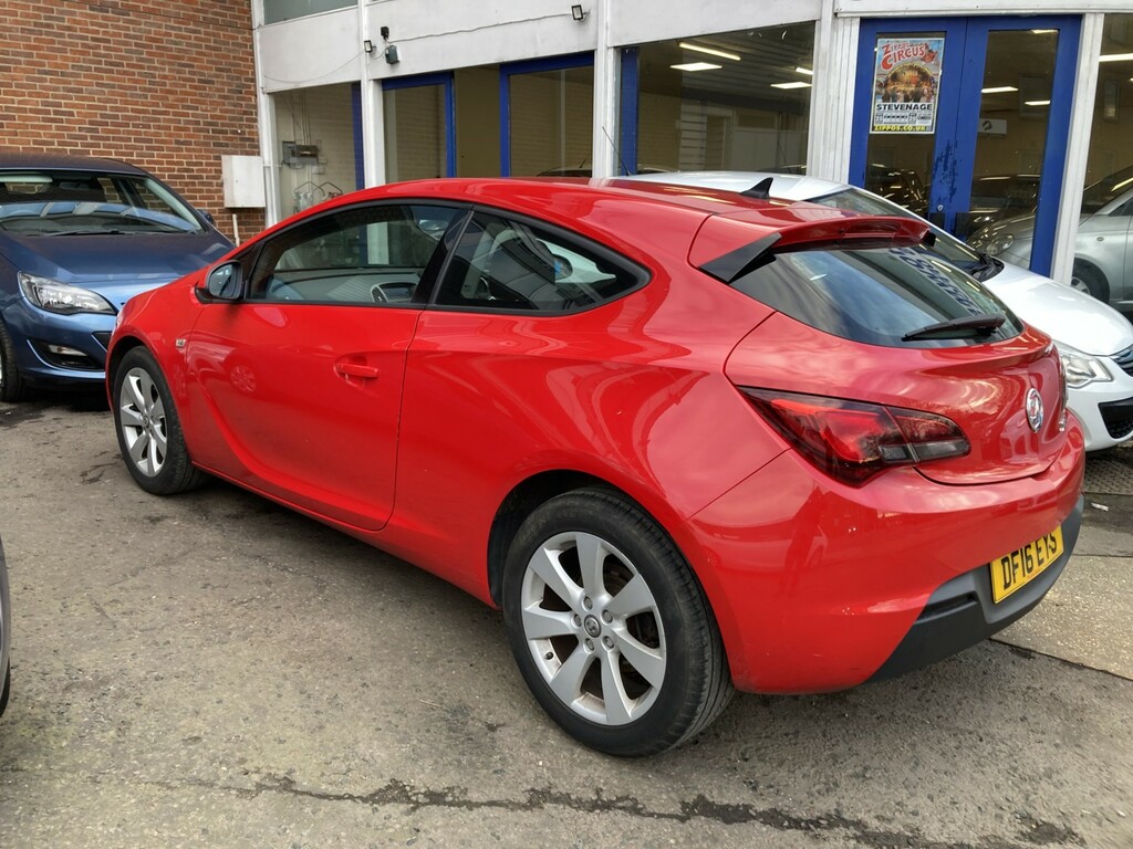 Vauxhall Astra GTC 1.4 I Turbo Sport DF16EYS Red #2