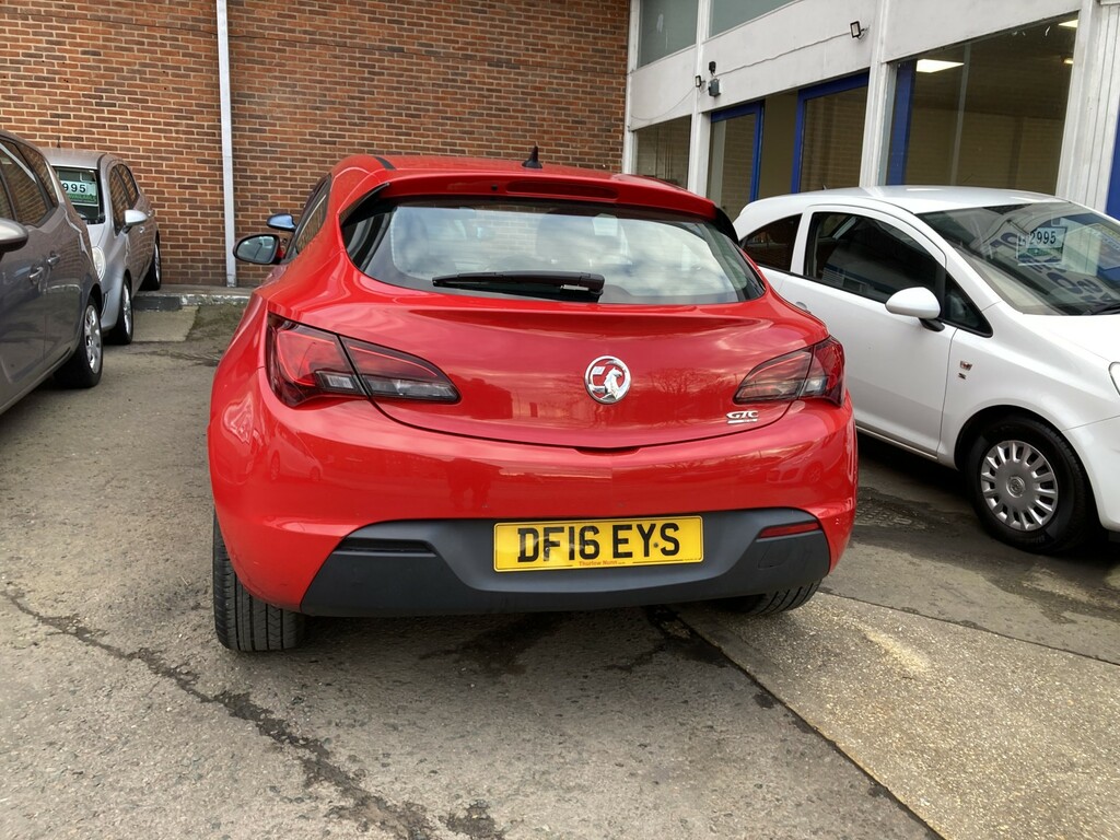Vauxhall Astra GTC 1.4 I Turbo Sport DF16EYS Red #3
