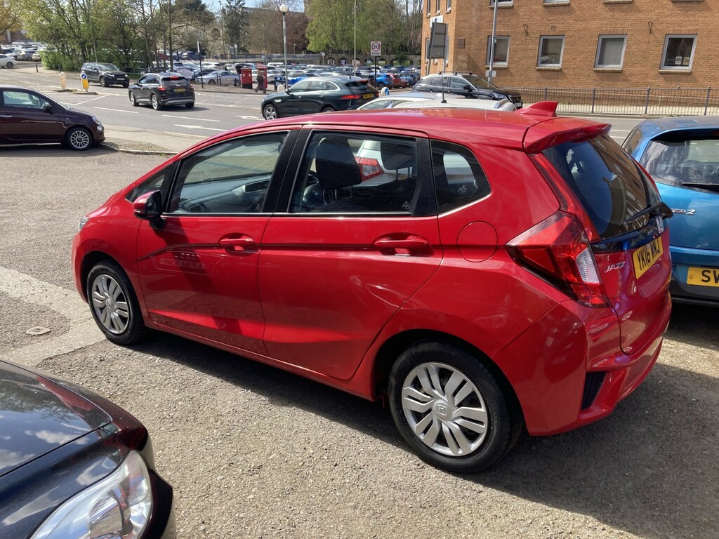 Honda Jazz 1.3 I-vtec S YK16WNJ Red #3
