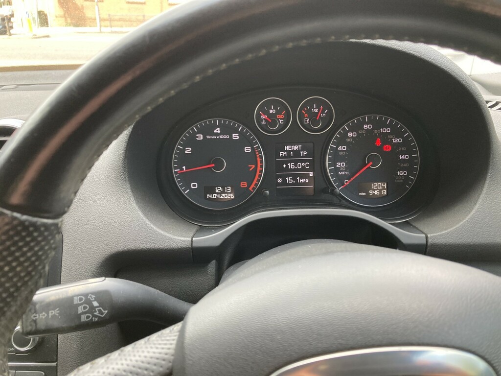 Audi A3 Cabriolet 1.2 Tfsi Sport Black #6