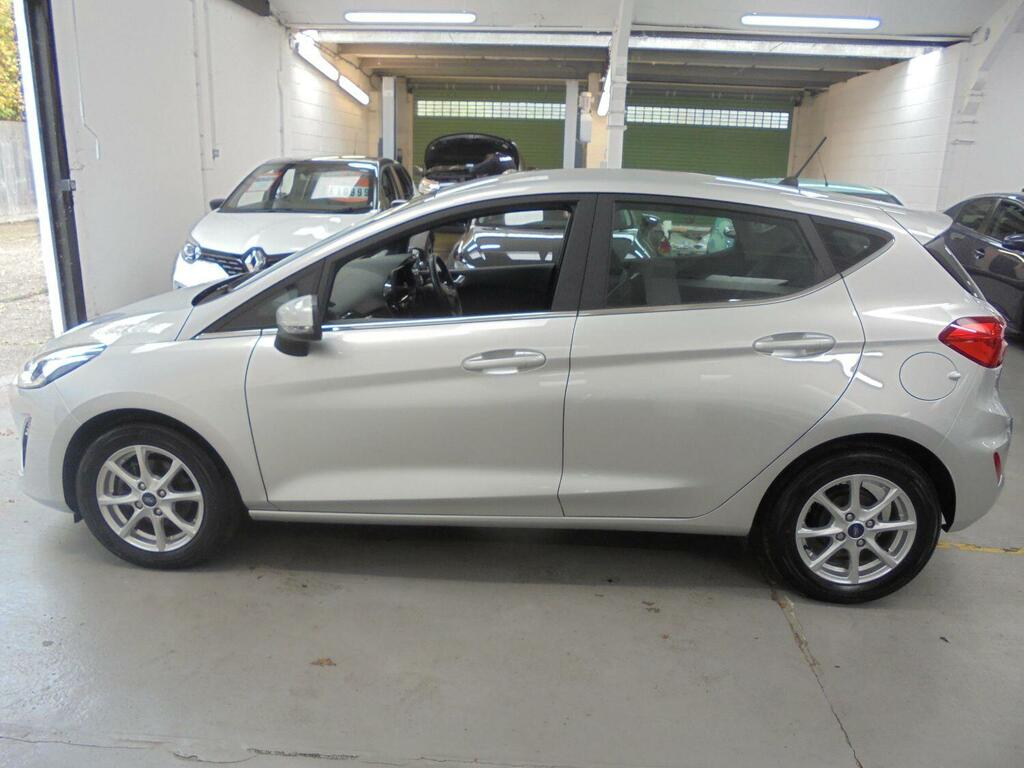 Ford Fiesta 1.1 Ti-vct Zetec Sat Nav Silver #5