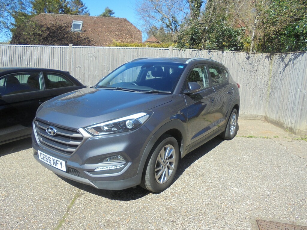 Hyundai Tucson 1.7 Tucson Se Sat Nav 1.7 D 141Ps Dct Grey