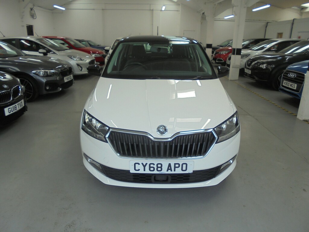 Skoda Fabia 1.0 Colour Edition Apple Car Play CY68APO White #3