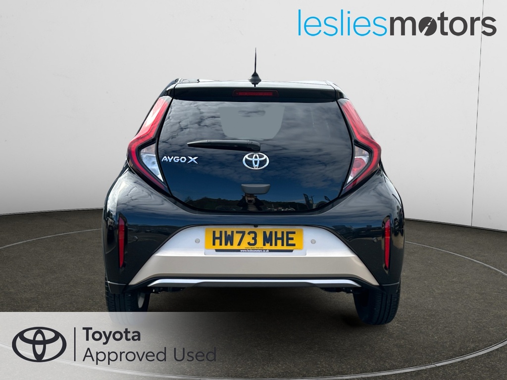 Toyota Aygo X 1.0 Vvt-i Exclusive HW73MHE Beige #3