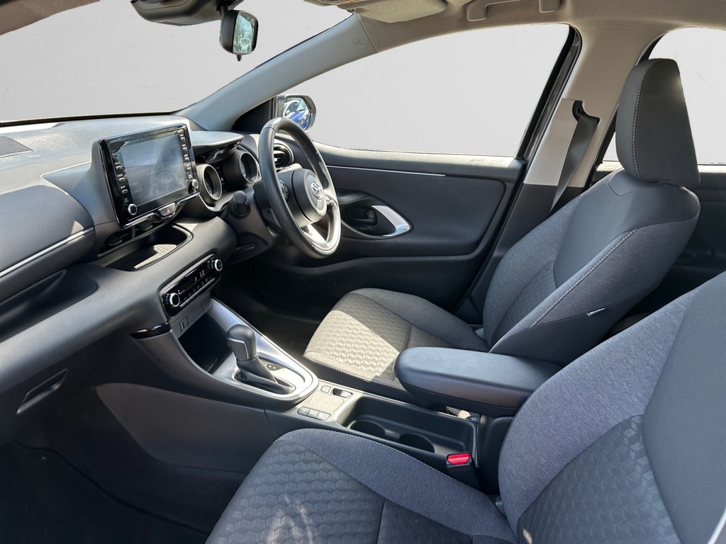 Toyota Yaris 1.5 Hybrid Design Cvt HW73LNO Grey #5