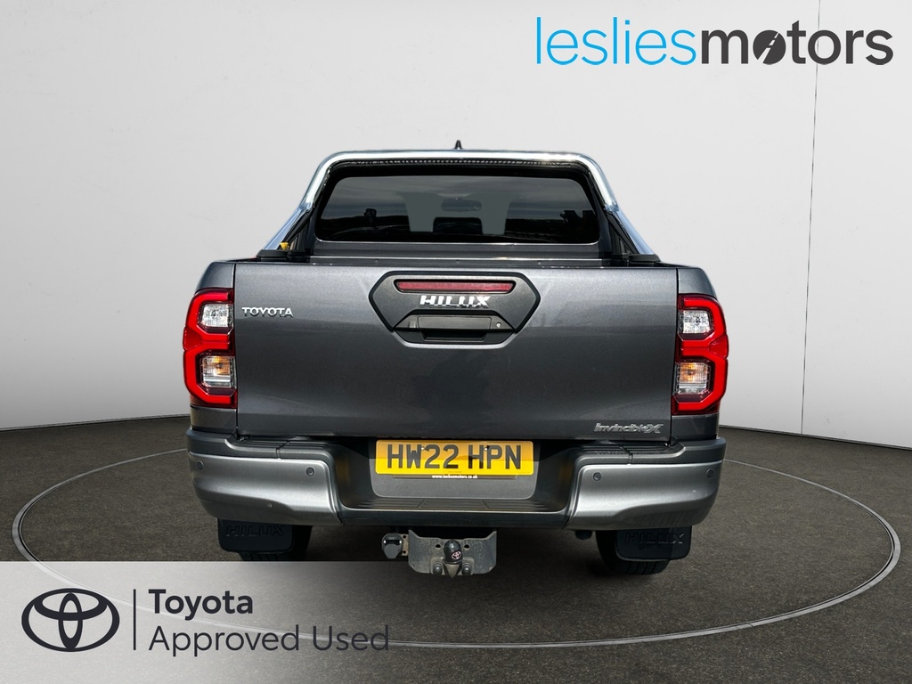Toyota HILUX Invincible X Dcab Pick Up 2.8 D-4d Grey #3