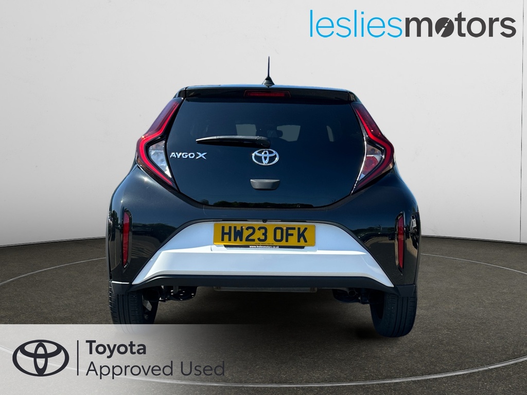 Toyota Aygo X 1.0 Vvt-i Edge HW23OFK White #3