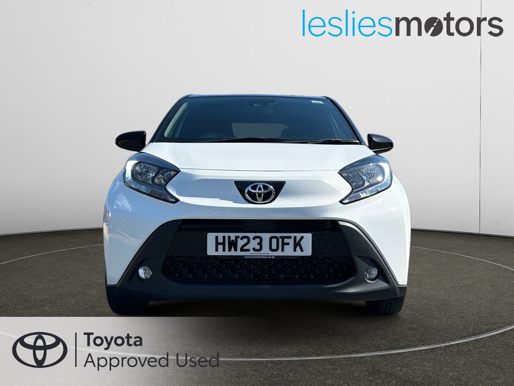Toyota Aygo X 1.0 Vvt-i Edge HW23OFK White #2
