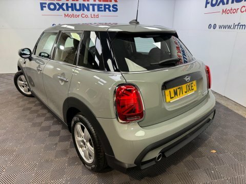 Mini Hatch 1.5 Cooper Classic LM71JXE Grey #3