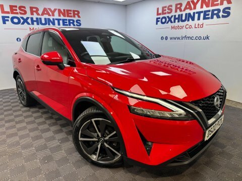 Nissan Qashqai 1.3 Dig-t Mhev Red